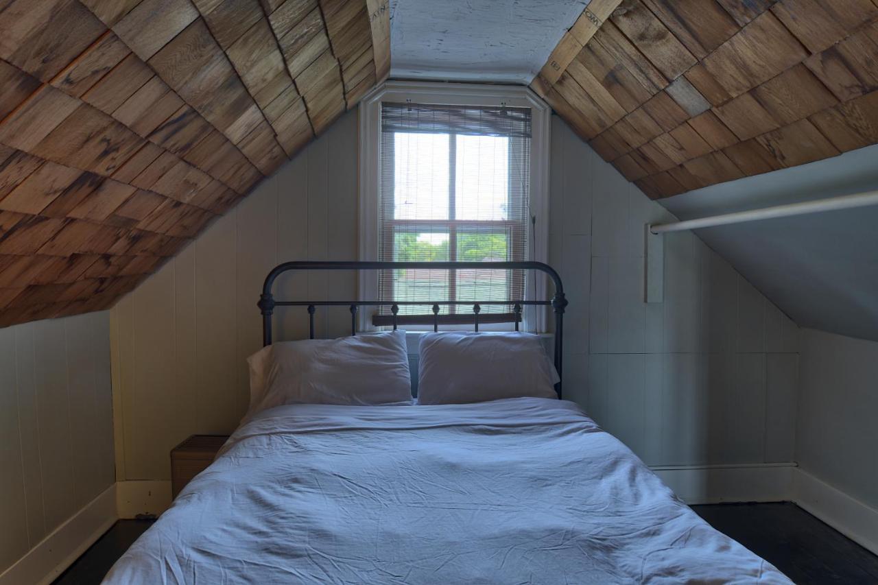 Charlevoix House Bed & Breakfast Ngoại thất bức ảnh